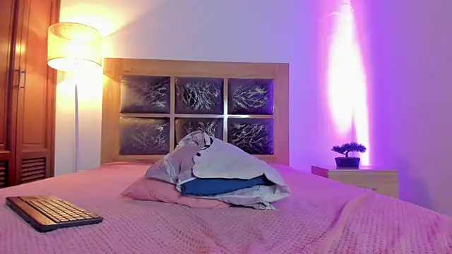 Zoe_sky1 webcam