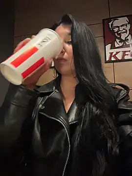 Tisha_Busty