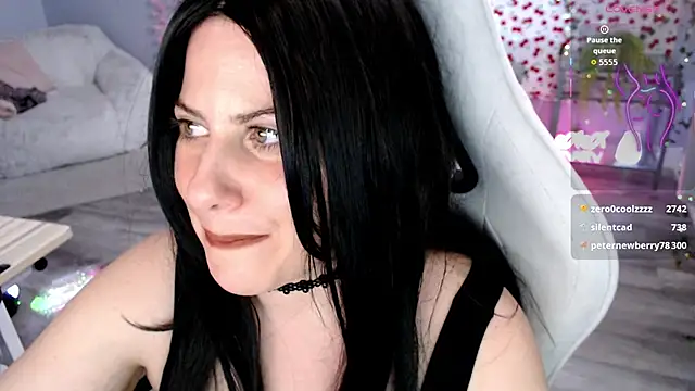 BellaStar84 webcam