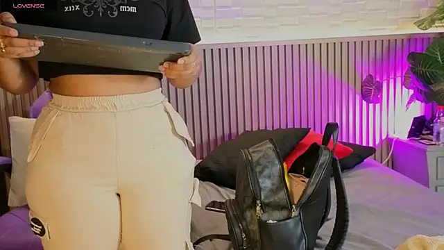 TiffanyWalk webcam