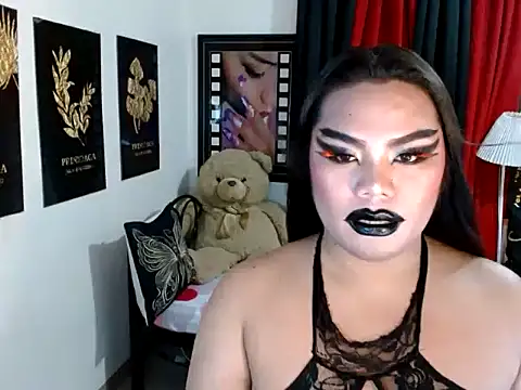 TSbrianaHugeCock webcam