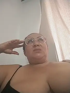 Nini_Love_ webcam