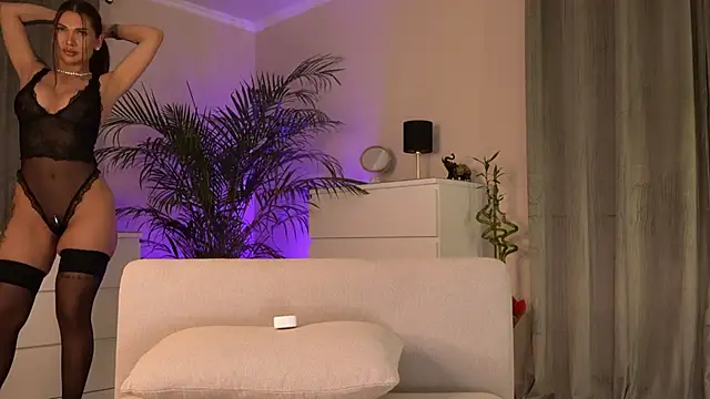 Tinydoll_XO webcam