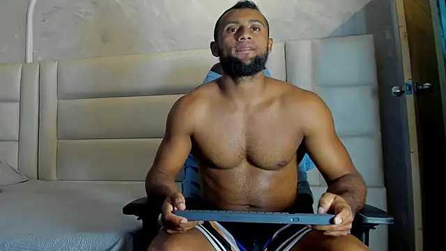 Dark_lennox webcam