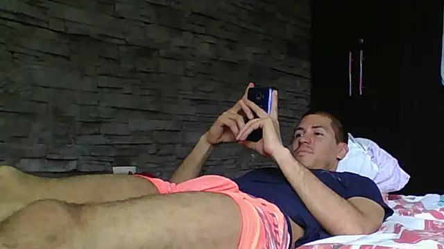 Sexylatin64 webcam