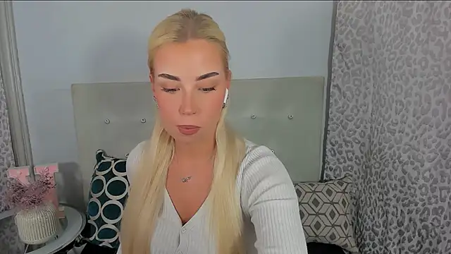 KristyHoney webcam
