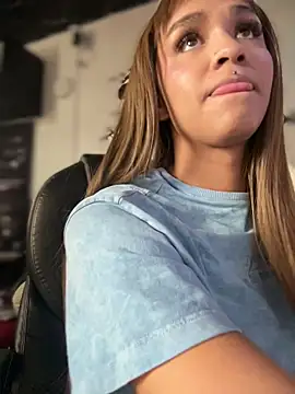 Isabella-Teen webcam