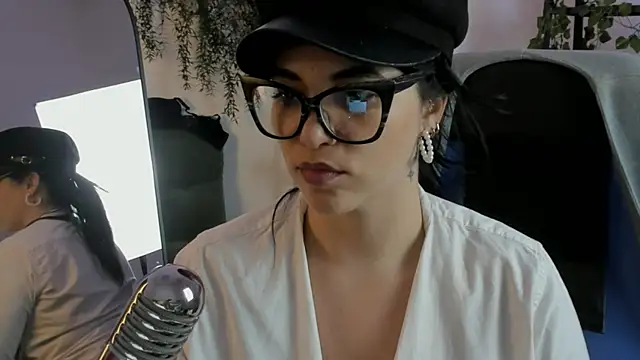 NeoGeisha webcam