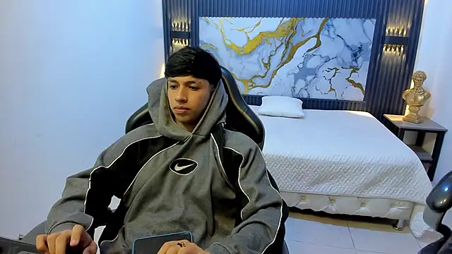 AdrianFranko webcam