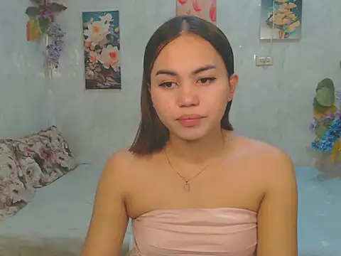 ur_asiankat webcam
