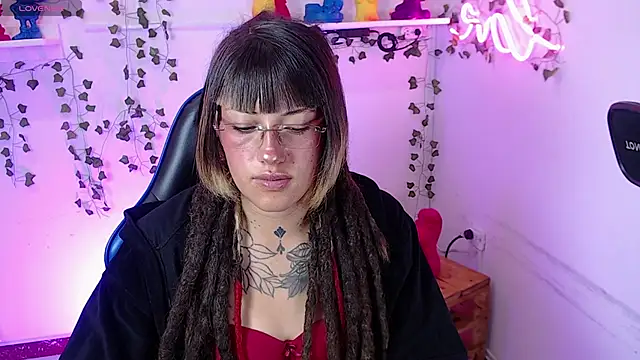 _sharlotte777 webcam