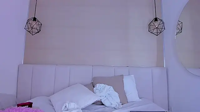 Haily_b webcam