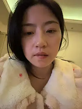 Olivia_PINK0322