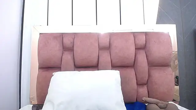 arianna_pearl webcam