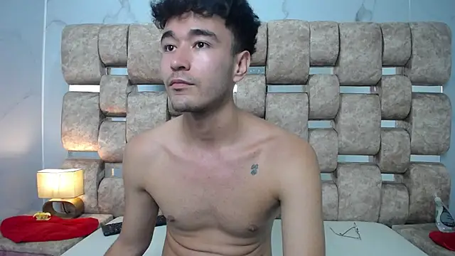 KathyAiden webcam