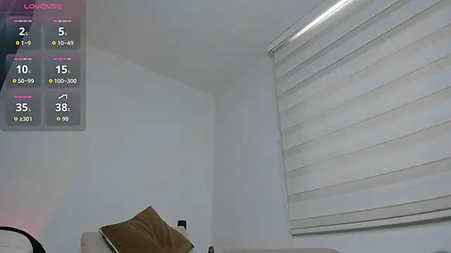 arianna_000 webcam