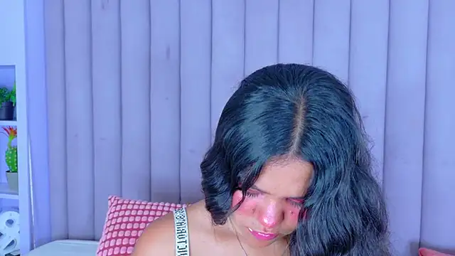 AhslyEvans__ webcam