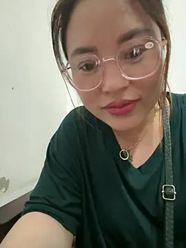 Lina-Naughty webcam