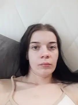LunaAdika777 webcam