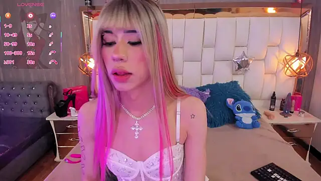 Foxxy_Doll webcam