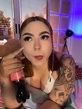 Beella1_ webcam