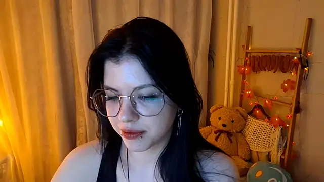 MiaTemptress webcam