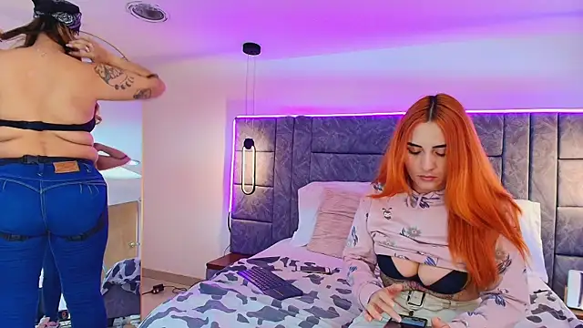 Dakota_Megan_69 webcam