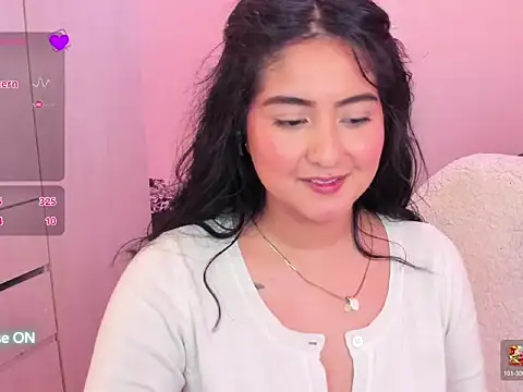ViolettaKai webcam