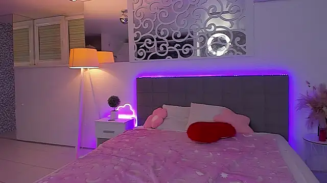 LuisaClover webcam