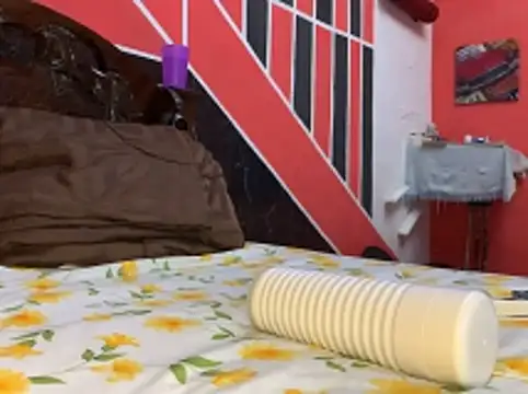 tanned_boy webcam