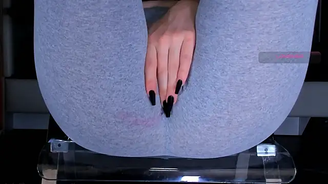 Cameltoe_squirt_inPants webcam