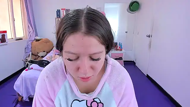 Luna_Analya webcam