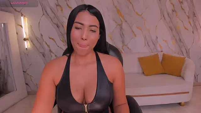 NatalieLewis webcam