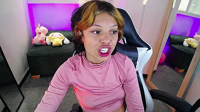 melodyy_as webcam