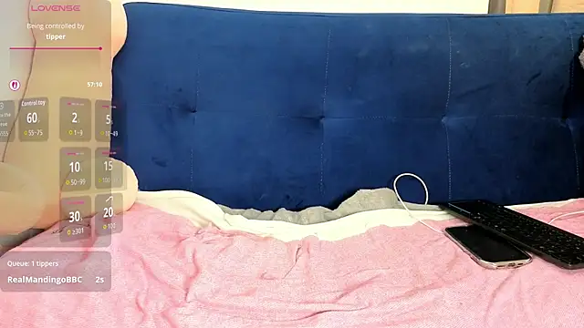 samantha_ros (F young) - 🌸Ride dildo x 5mins🌸