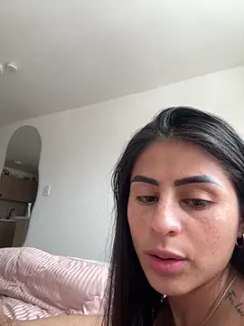 lunasex06 webcam