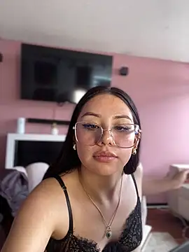 CelesteBlack_Pink webcam