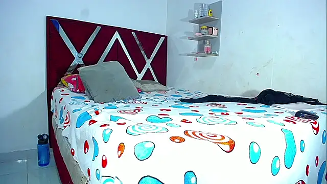 DanisaBrown webcam