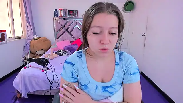 Luna_Analya webcam