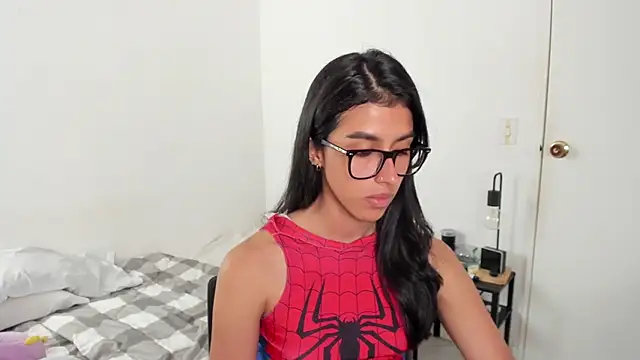 Mazikeen__18 webcam