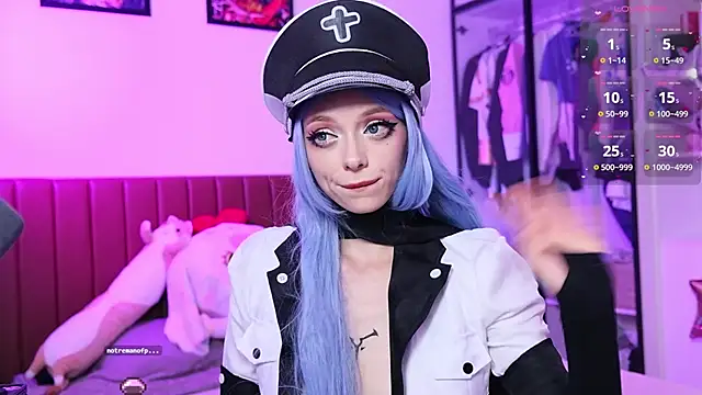 HolliWould_ webcam