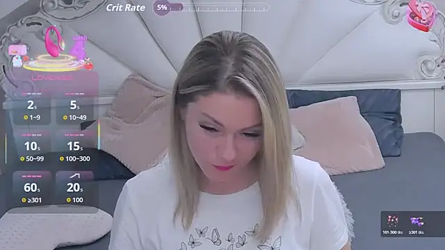 AdelleDeep webcam