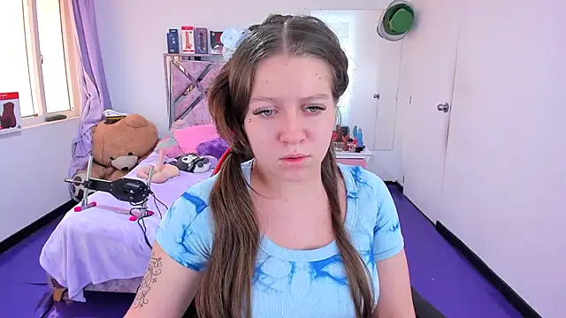 Luna_Analya webcam