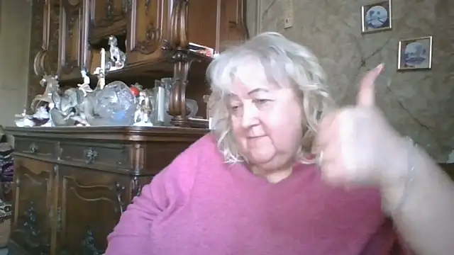 Lala-Love56 webcam