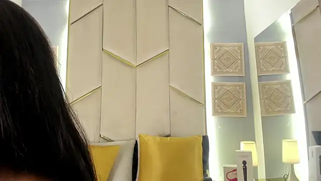 KarinaaCoxx webcam