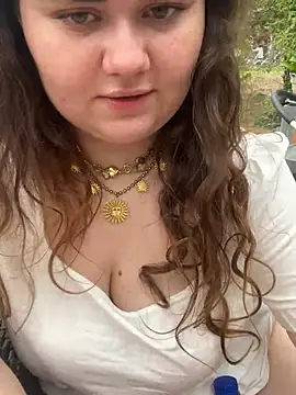 SummerHoney webcam