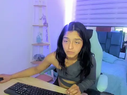 Zoe_Jonesw webcam