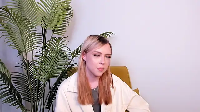 AshleyChristal webcam