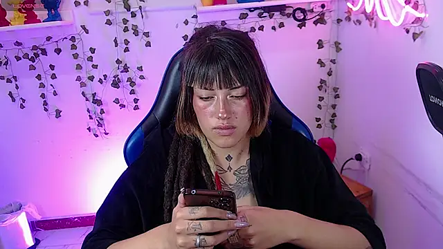 _sharlotte777 webcam