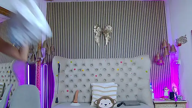 PlayfulShow webcam